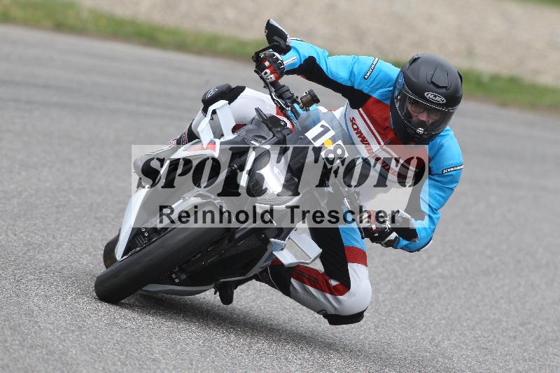 Archiv-2025/10 23.04.2025 Cornu Master School ADR/rot-rouge/18